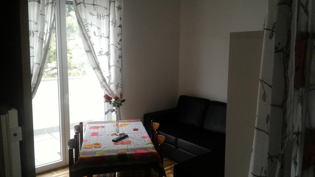Affittacamere Valchiavenna - Foresteria Lombarda Con Parcheggio Privato Sul Posto! Apprezzata Gestione Familiare Dal 2012, Qualita-Prezzo Top! "Guest-House With Private Parking On Site! Appreciated Family Management Since 2012, Quality-Price Top!" Eksteriør bilde
