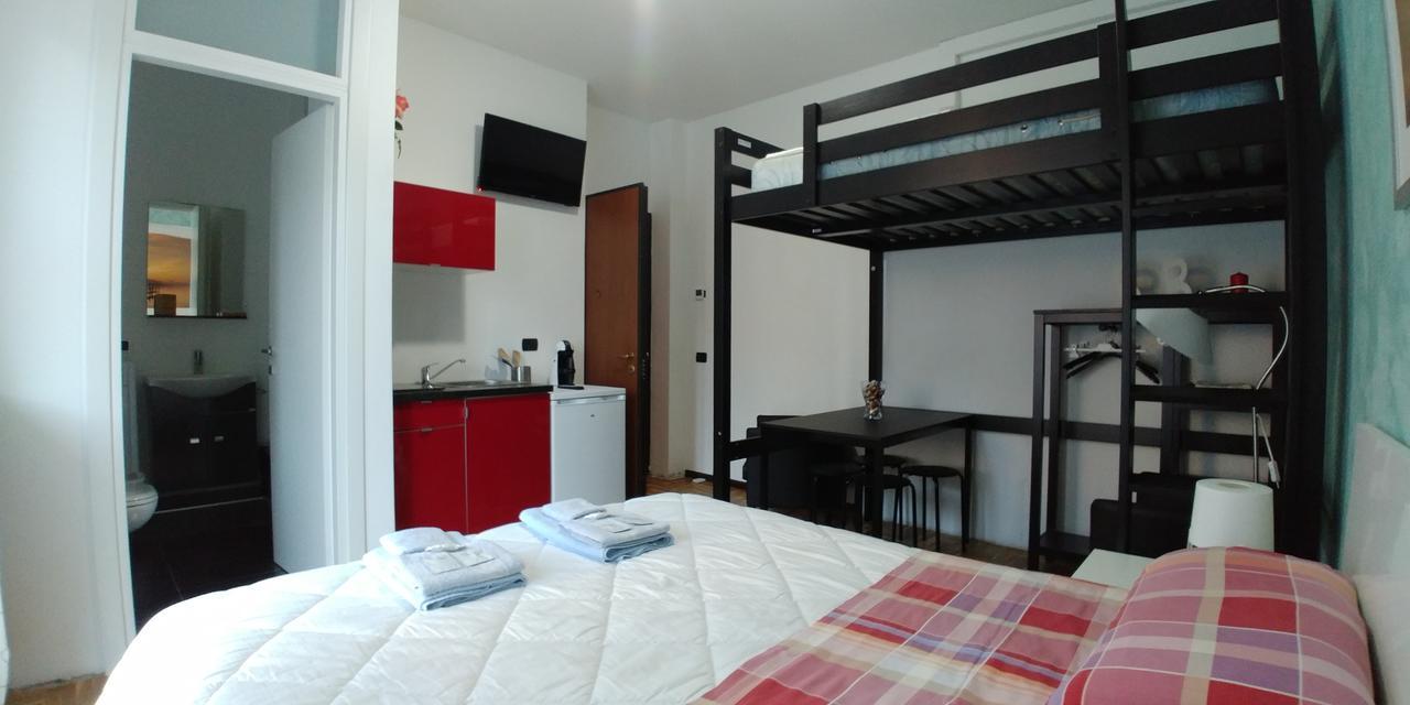 Affittacamere Valchiavenna - Foresteria Lombarda Con Parcheggio Privato Sul Posto! Apprezzata Gestione Familiare Dal 2012, Qualita-Prezzo Top! "Guest-House With Private Parking On Site! Appreciated Family Management Since 2012, Quality-Price Top!" Eksteriør bilde