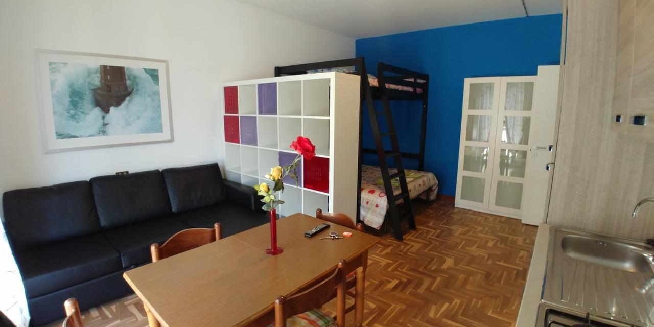 Affittacamere Valchiavenna - Foresteria Lombarda Con Parcheggio Privato Sul Posto! Apprezzata Gestione Familiare Dal 2012, Qualita-Prezzo Top! "Guest-House With Private Parking On Site! Appreciated Family Management Since 2012, Quality-Price Top!" Eksteriør bilde