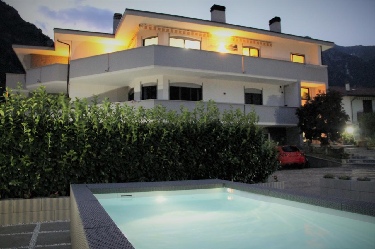 Affittacamere Valchiavenna - Foresteria Lombarda Con Parcheggio Privato Sul Posto! Apprezzata Gestione Familiare Dal 2012, Qualita-Prezzo Top! "Guest-House With Private Parking On Site! Appreciated Family Management Since 2012, Quality-Price Top!" Eksteriør bilde