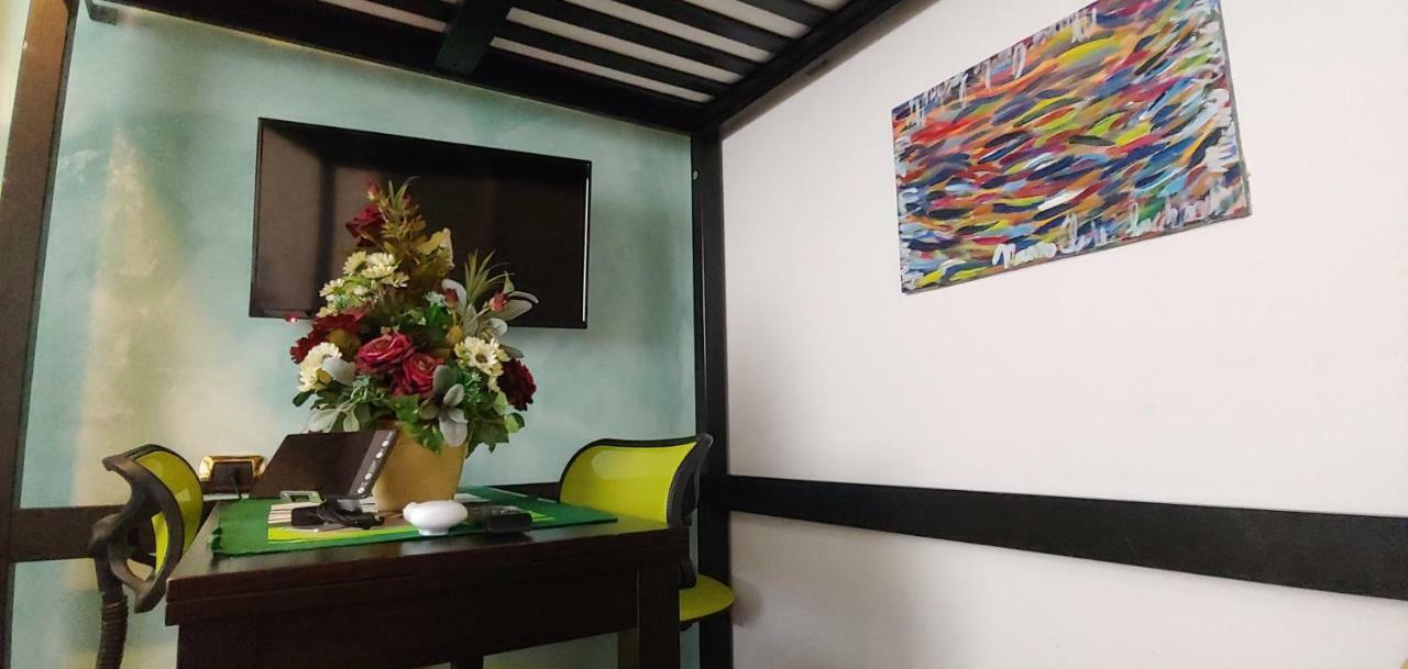 Affittacamere Valchiavenna - Foresteria Lombarda Con Parcheggio Privato Sul Posto! Apprezzata Gestione Familiare Dal 2012, Qualita-Prezzo Top! "Guest-House With Private Parking On Site! Appreciated Family Management Since 2012, Quality-Price Top!" Eksteriør bilde