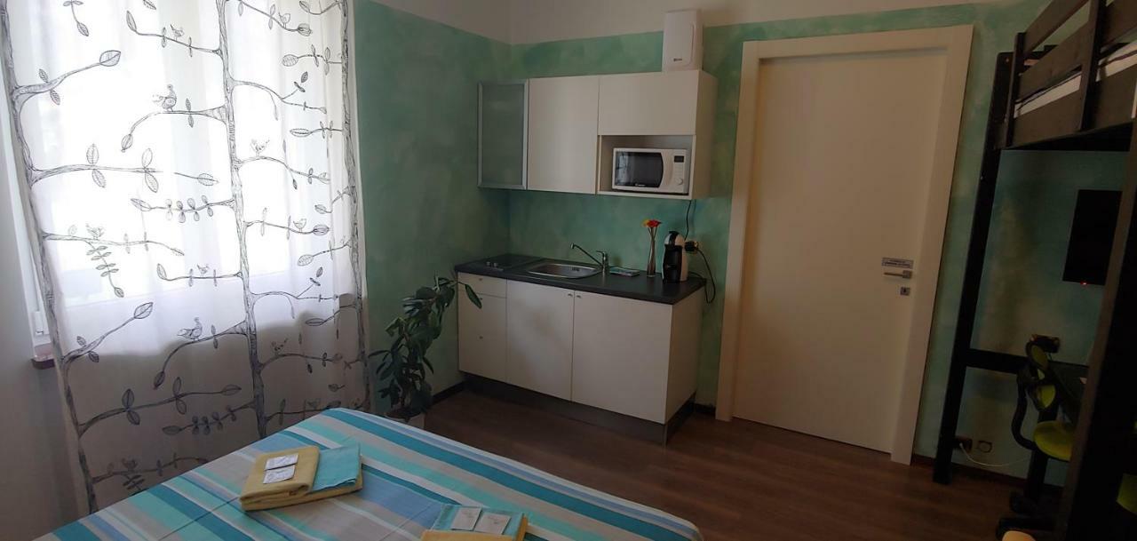 Affittacamere Valchiavenna - Foresteria Lombarda Con Parcheggio Privato Sul Posto! Apprezzata Gestione Familiare Dal 2012, Qualita-Prezzo Top! "Guest-House With Private Parking On Site! Appreciated Family Management Since 2012, Quality-Price Top!" Eksteriør bilde